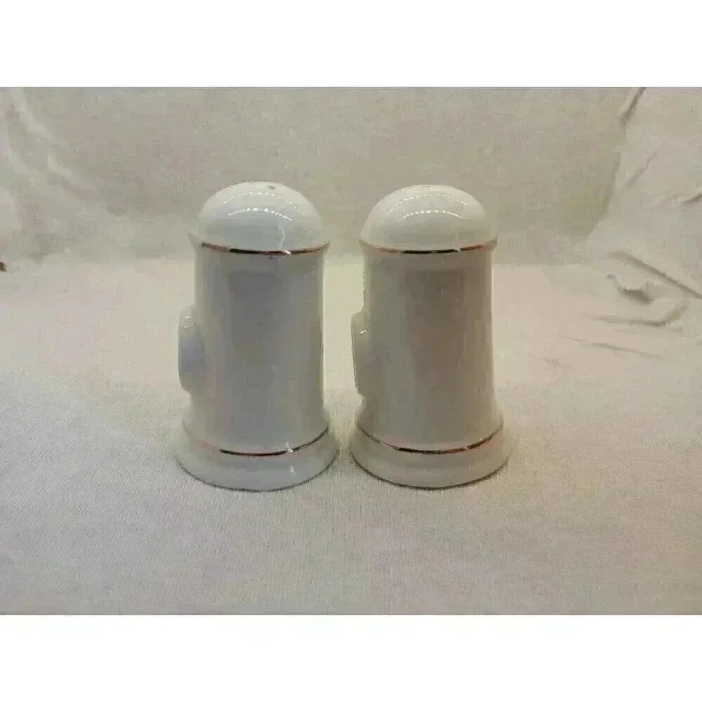Salt & Pepper Shakers Reno, Nevada - Casino Theme Collectable Home Decor Vtg